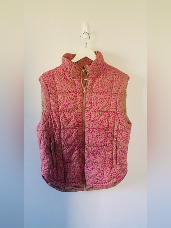 JoyLab Jackets & Blazers - JoyLab Pink Leopard Print Quilted Vest